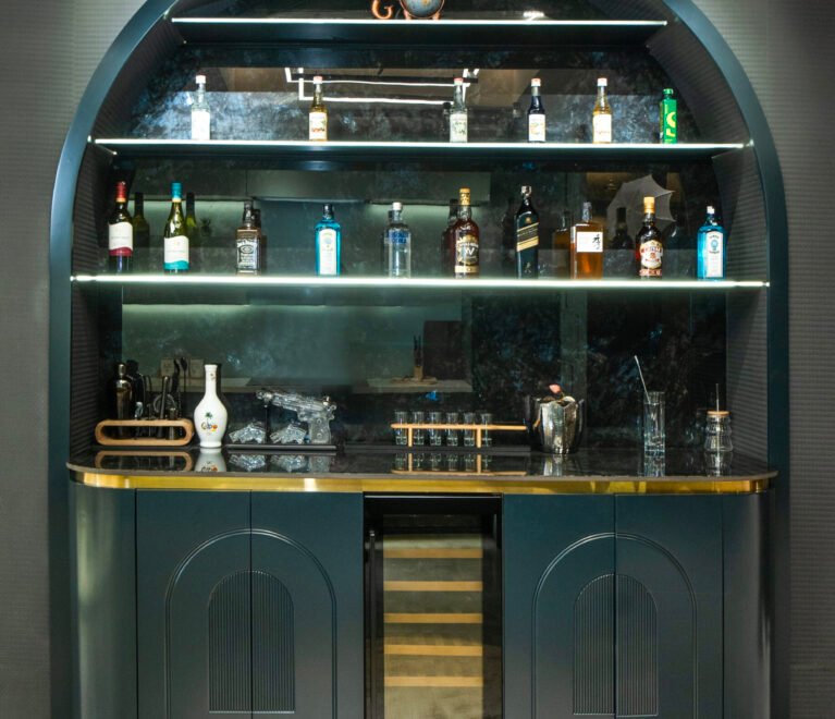 bar